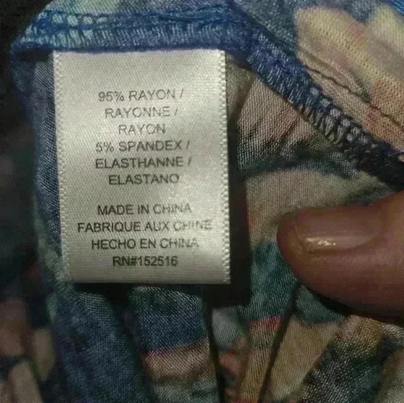 Bobeau Womans Floral Blouse Size 1x - Picture 11 of 11